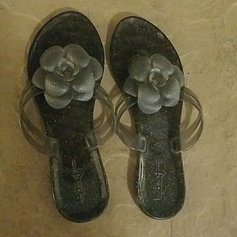 Forever 21 black sparkle sandals